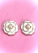 Luxe Bloom Pearl Cabochons-Small