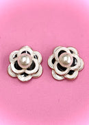 Luxe Bloom Pearl Cabochons-Large