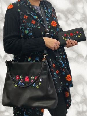 Floral Embroidered Purse & Wallet Set